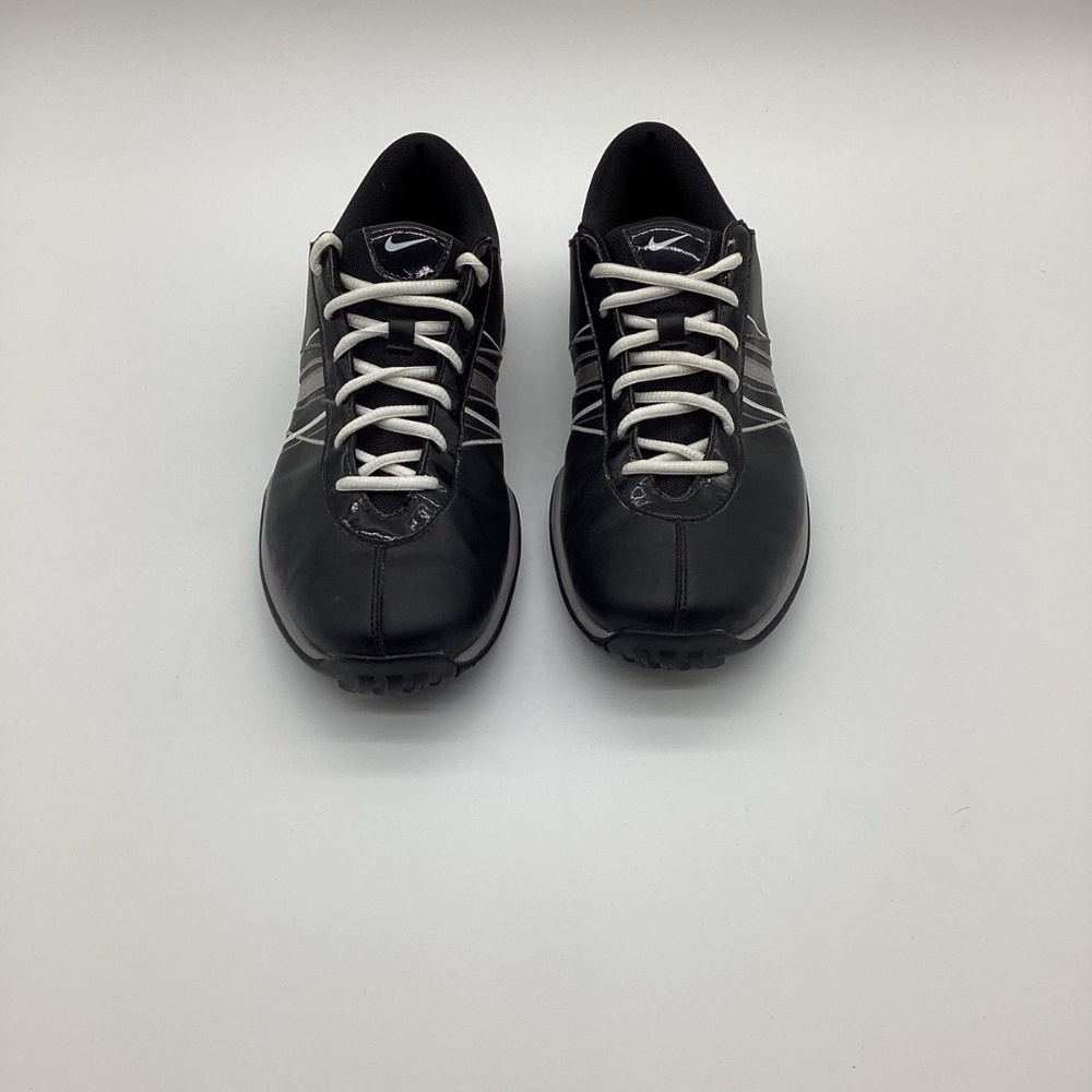 748. Nike Women’s Black & Gray Golf Shoes Size 9